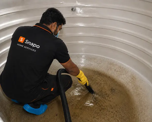Overhead water tank cleaning in Aligarh